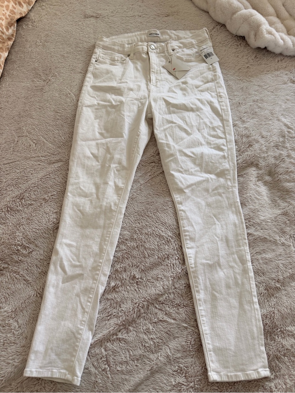 NWT Good American Jeans 16